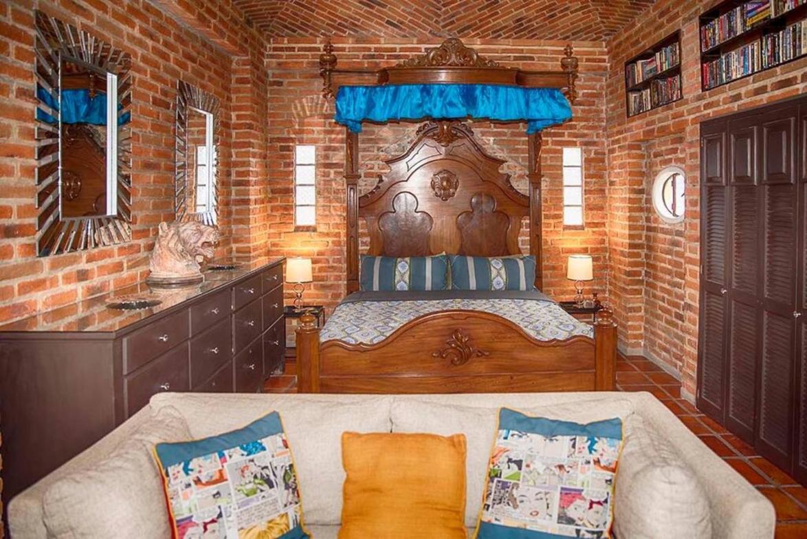Enjoy Ac In The Queen'S Suite At Inn 阿吉吉克 外观 照片